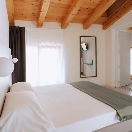 - Pam Pam Guest house