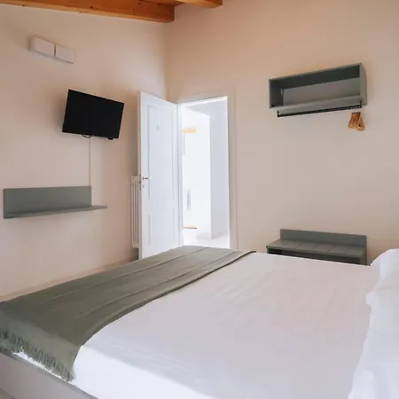 - Pam Pam Guest house